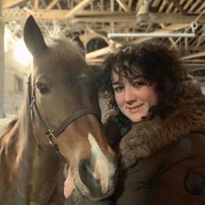 Meet your Posher, Alanna